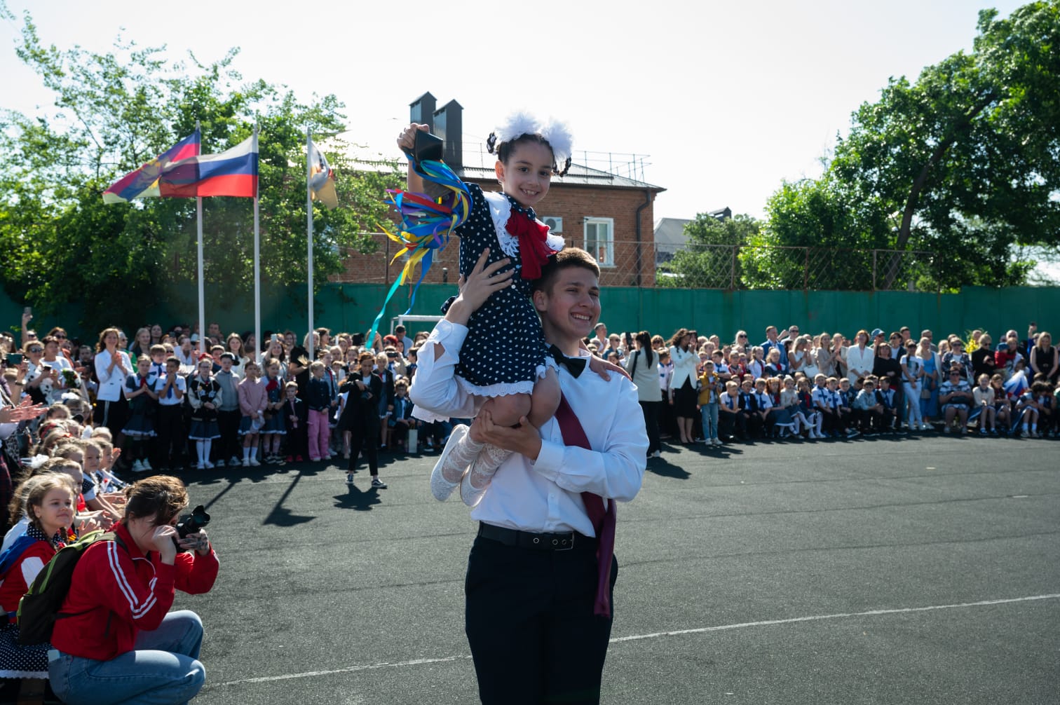 последний звонок последний звонок.